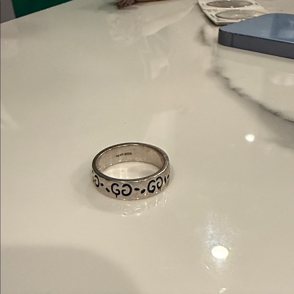Gucci Silver Men's Ring - Picture 3 of 3